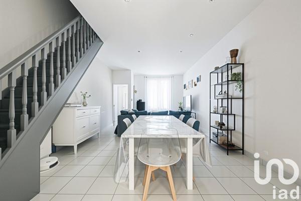 Maison traditionnelle 5 pièces de 86 m² à Wattrelos (59150)