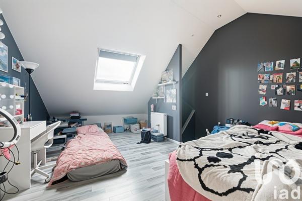 Maison traditionnelle 5 pièces de 86 m² à Wattrelos (59150)