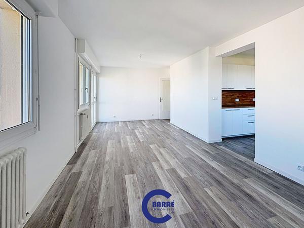 MONDEVILLE : appartement 3 pièces de 71.58 m2 avec parking , Mondeville