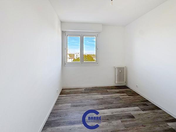 MONDEVILLE : appartement 3 pièces de 71.58 m2 avec parking , Mondeville