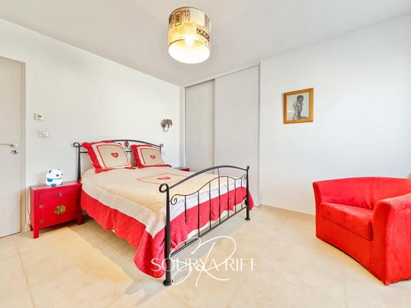 EN EXCLUSIVITE A CAZILHAC- MAISON PLAIN-PIED - CLIM-  JARDIN ARBORE