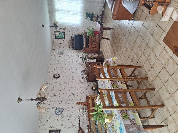 Une maison à usage d'habitation