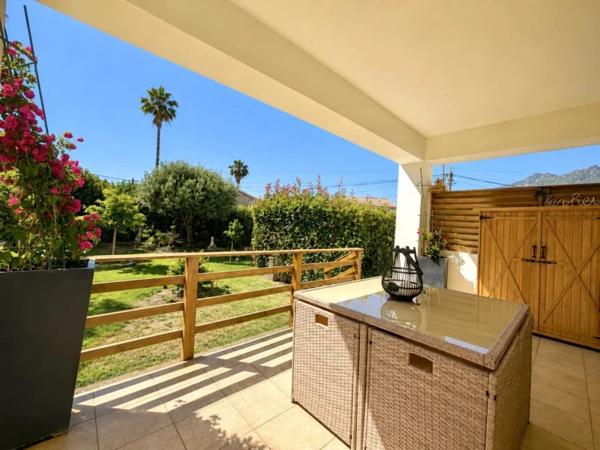 APPARTEMENT EN REZ DE JARDIN SANS VIS À VIS