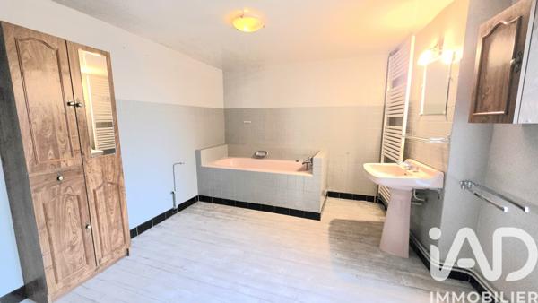 Maison à vendre 10 pièces 282 m² Châteauvillain