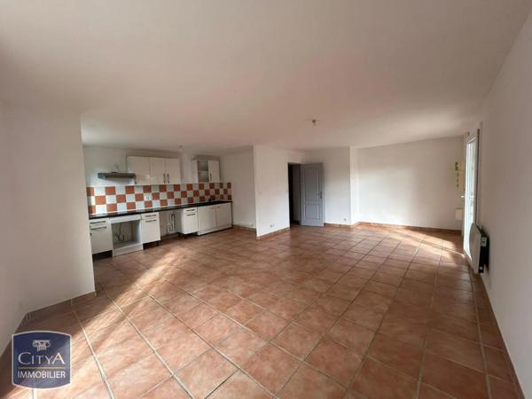 Appartement à louer 3 pièces 74.79m²