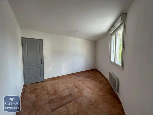 Appartement à louer 3 pièces 74.79m²