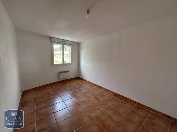 Appartement à louer 3 pièces 74.79m²