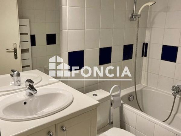 Location Appartement 2 pièces 40 m² - 24 RUE DU GENERAL LEJEUNE Strasbourg 67000