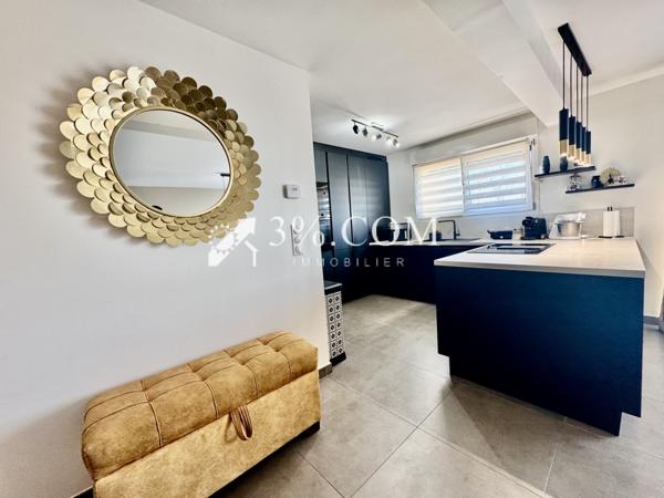 Maison 6 pièce(s) 4 chambre(s) 114 m²