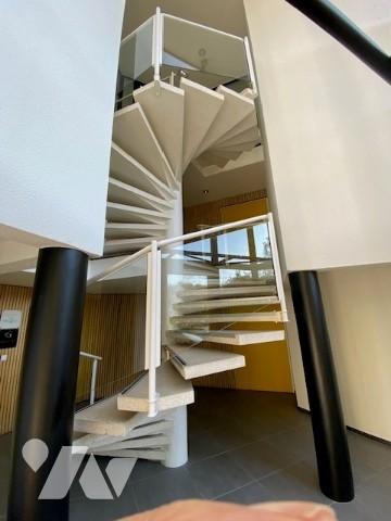 Bureaux à vendre à QUIMPER (29000), proximité commerces, écoles, bus et accès routiers