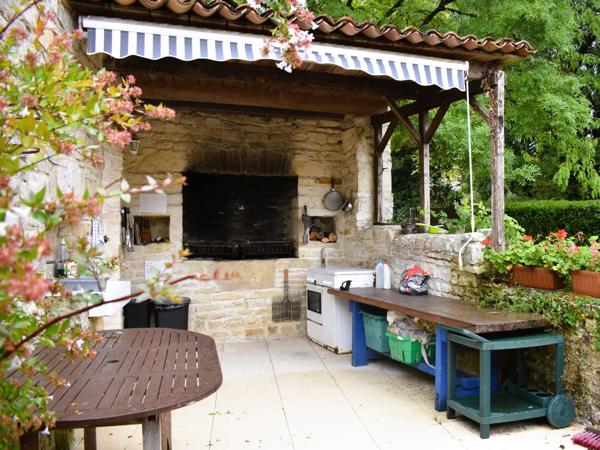 Bel ensemble de 3 maisons en pierre