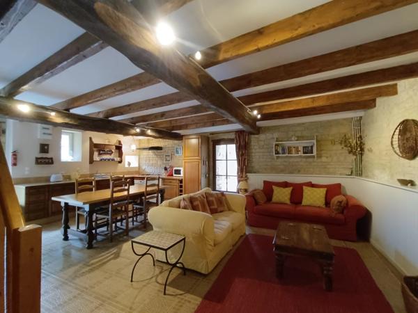 Bel ensemble de 3 maisons en pierre