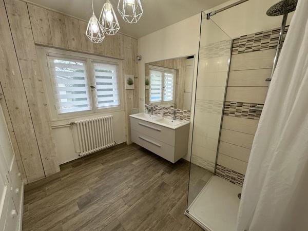 Superbe villa de 6 chambres près de Sainte-Foy-la-Grande, avec piscine et possibilité de 2 logements