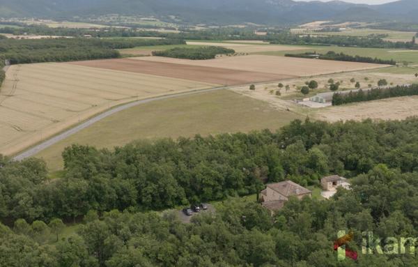 MAGNIFIQUE PROPRIETE DE 10000 m2