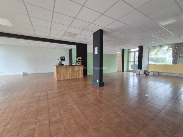 Location Local commercial 1 pièces 107 m2 à Albi