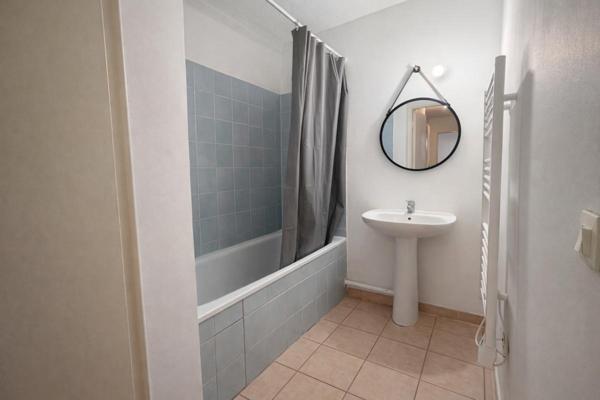 Appartement Marseille 3 pièces-terrasse-2 places de stationnements