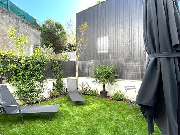 Sèvres (92310) Maison avec jardin, en parfait état