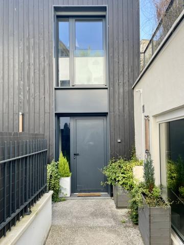 Sèvres (92310) Maison avec jardin, en parfait état