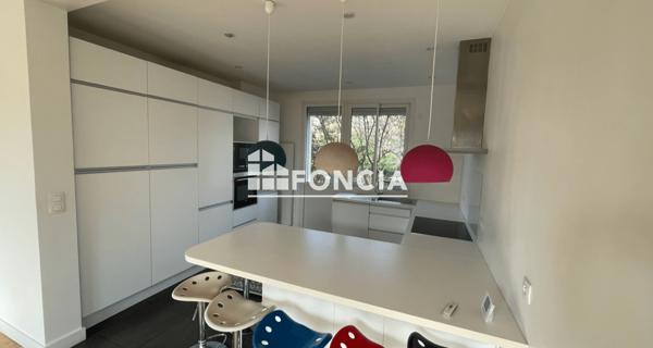 Location Maison 7 pièces 161.08 m² - Croissy-sur-seine 78290