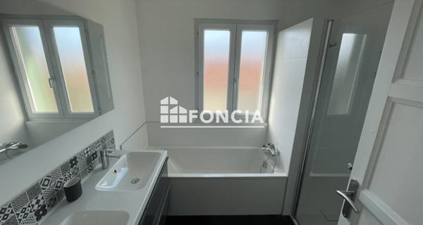 Location Maison 7 pièces 161.08 m² - Croissy-sur-seine 78290