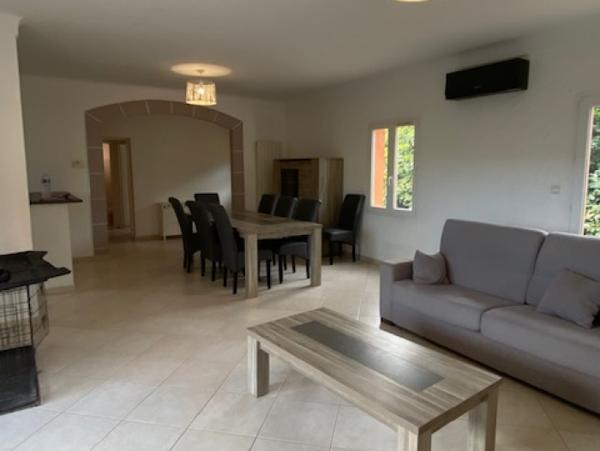Location Maison 5 pièces Bouc-Bel-Air (13320) - AU CALME
