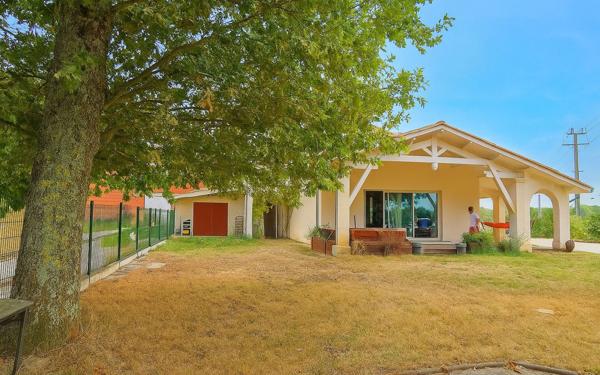 Maison à vendre    4 pièces •  Saint-André-de-Cubzac