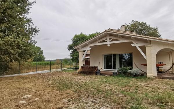 Maison à vendre    4 pièces •  Saint-André-de-Cubzac