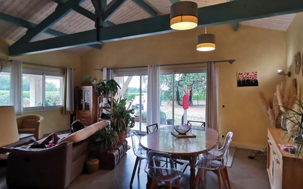 Maison à vendre    4 pièces •  Saint-André-de-Cubzac