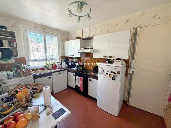 Vente                                                      Maison
                        
                     5 pièces                      135 m2                     à Sucy-en-Brie