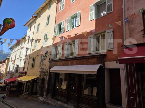 Appartement T3 dans la vieille ville.