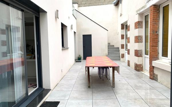 Maison à vendre    5 pièces • 151,68 m2 Limoges