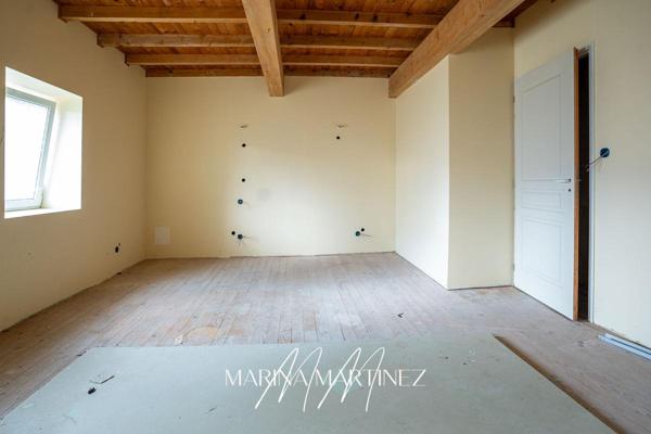 Grange en cours de rénovation - Plus de 100m² de potentiel - secteur Limoux