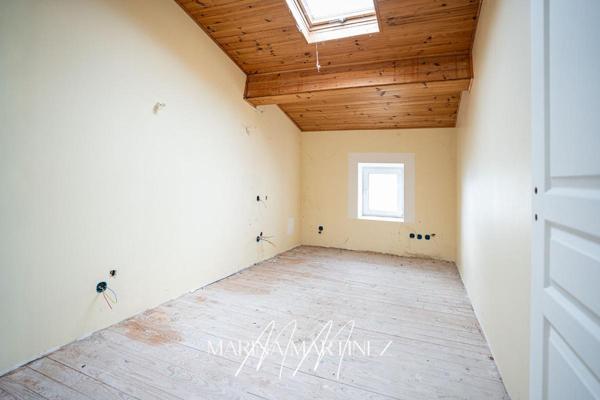 Grange en cours de rénovation - Plus de 100m² de potentiel - secteur Limoux