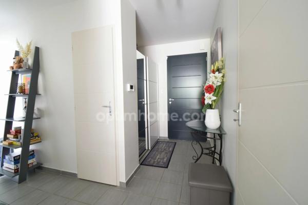 PONT-DU-CHÂTEAU – PLAIN-PIED 92 M² – 3 CHAMBRES – EXTÉRIEUR SOIGNÉ