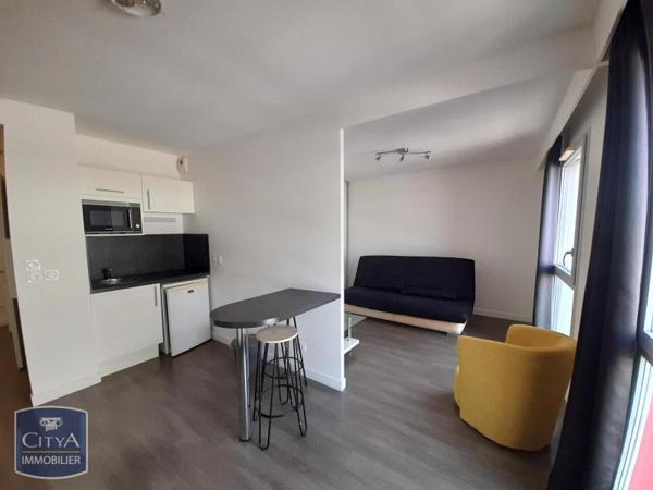 Appartement à louer 1 pièce 32.93m²
