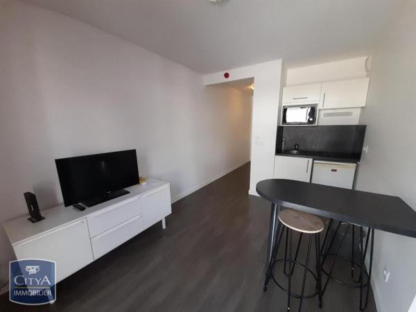 Appartement à louer 1 pièce 32.93m²