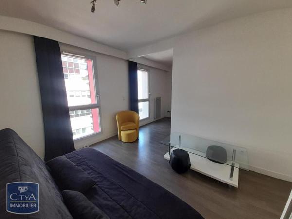 Appartement à louer 1 pièce 32.93m²