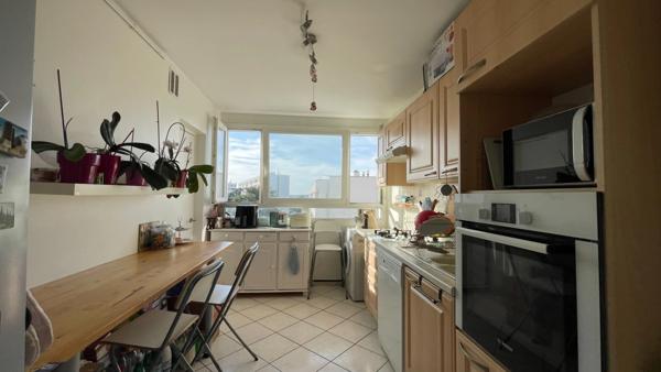 Appartement T3 Lumineux avec Balcon, Parking et Cave-LES CLAYES SOUS BOIS (78)
