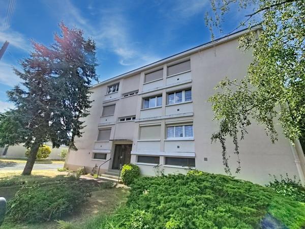 Appartement
         4 pièces
        - 89 m² 137 000 € *