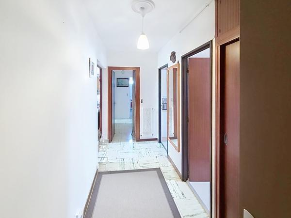 Appartement
         4 pièces
        - 89 m² 137 000 € *