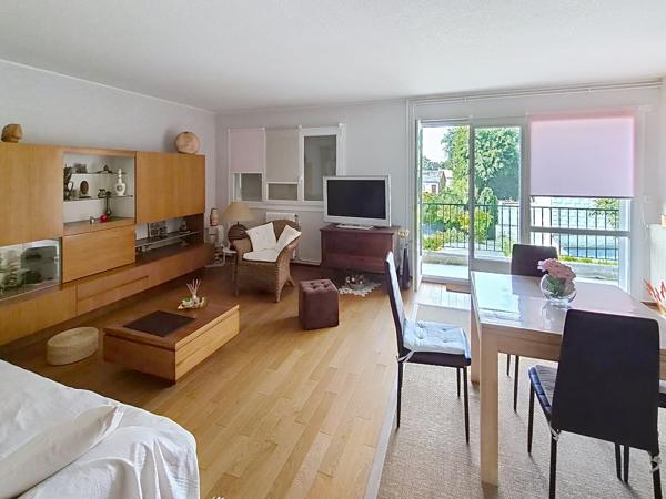 Appartement
         4 pièces
        - 89 m² 137 000 € *