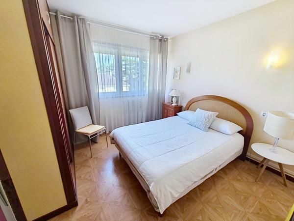 Appartement
         4 pièces
        - 89 m² 137 000 € *