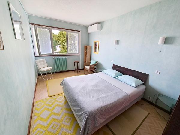 Appartement
         4 pièces
        - 89 m² 137 000 € *