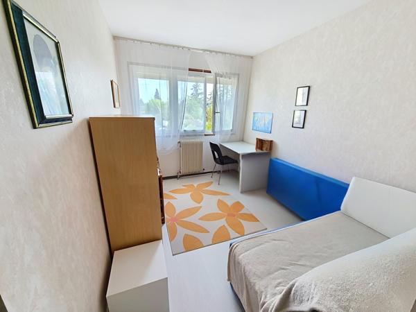 Appartement
         4 pièces
        - 89 m² 137 000 € *