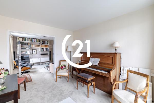 Appartement F5 à vendre  5 pièces - 95 m 2   PARIS  - 75018
