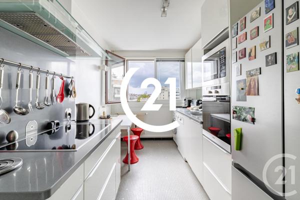 Appartement F5 à vendre  5 pièces - 95 m 2   PARIS  - 75018