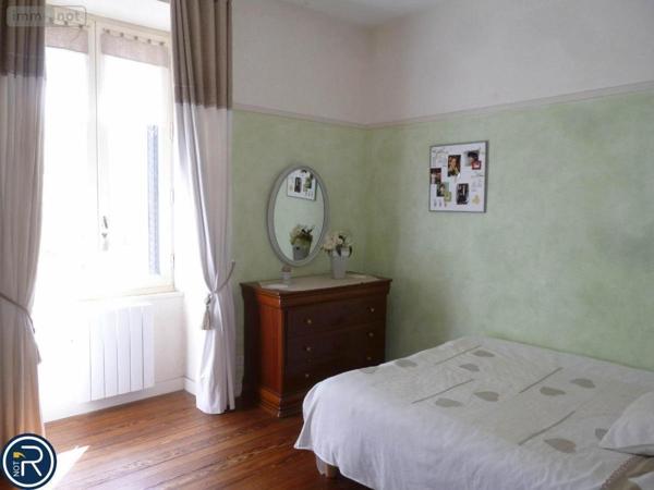 Maison à vendre à Montsûrs en Mayenne (53150), ref : 53004-1114