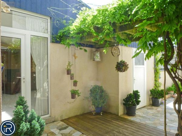 Maison à vendre à Montsûrs en Mayenne (53150), ref : 53004-1114