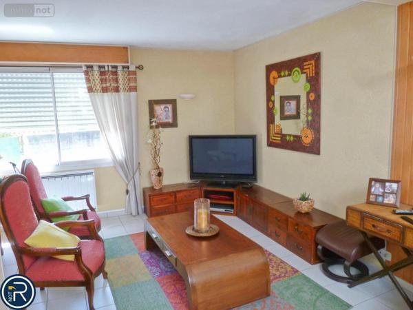 Maison à vendre à Montsûrs en Mayenne (53150), ref : 53004-1114