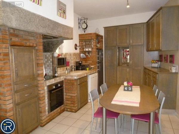 Maison à vendre à Montsûrs en Mayenne (53150), ref : 53004-1114